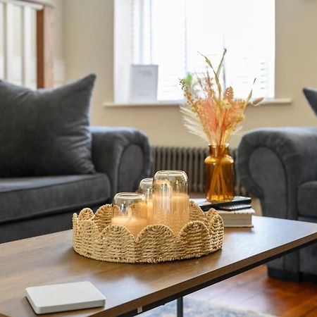 Relax At Little Hawkcliffe Villa Steeton ภายนอก รูปภาพ