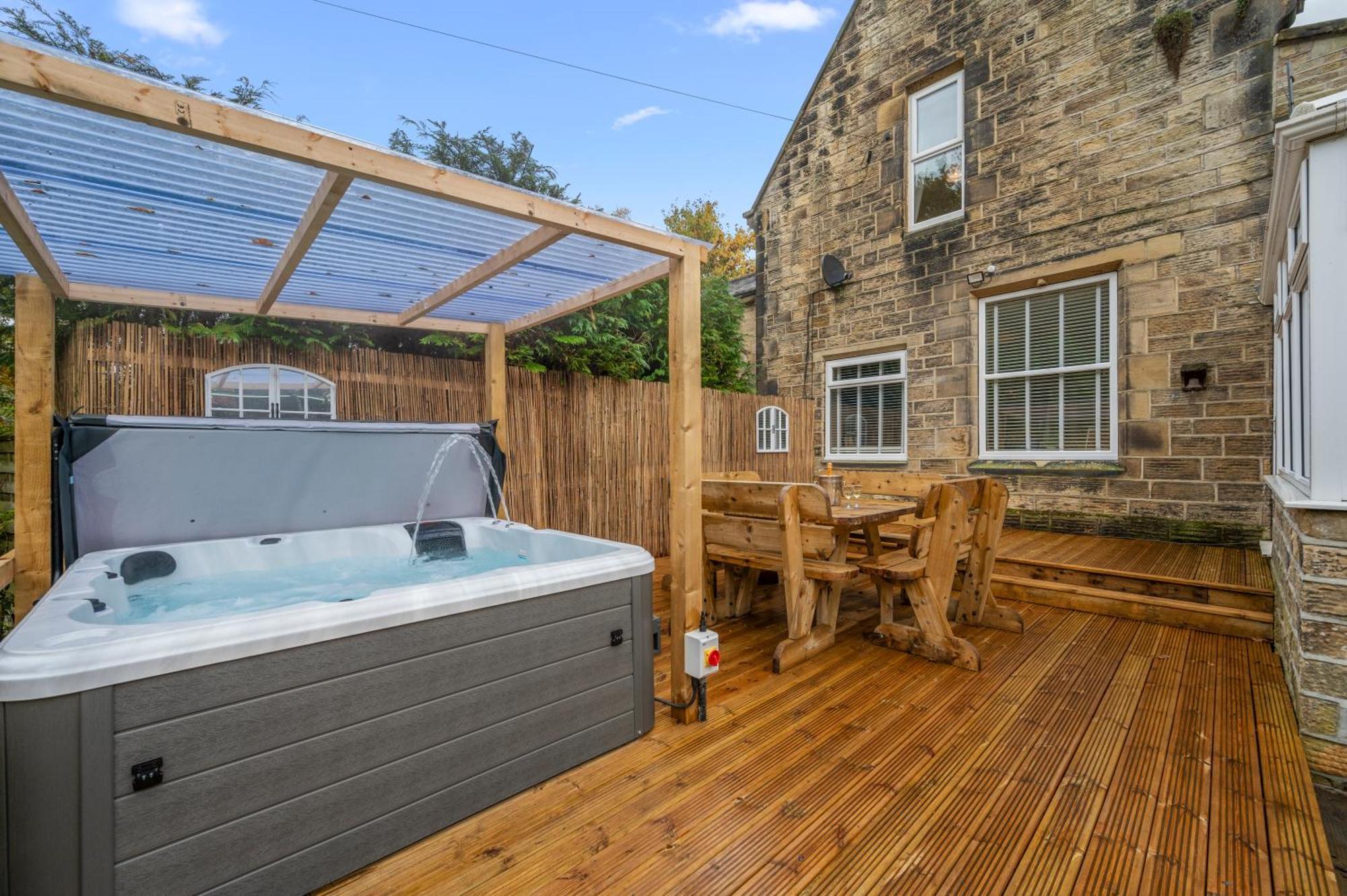 Relax At Little Hawkcliffe Villa Steeton ภายนอก รูปภาพ